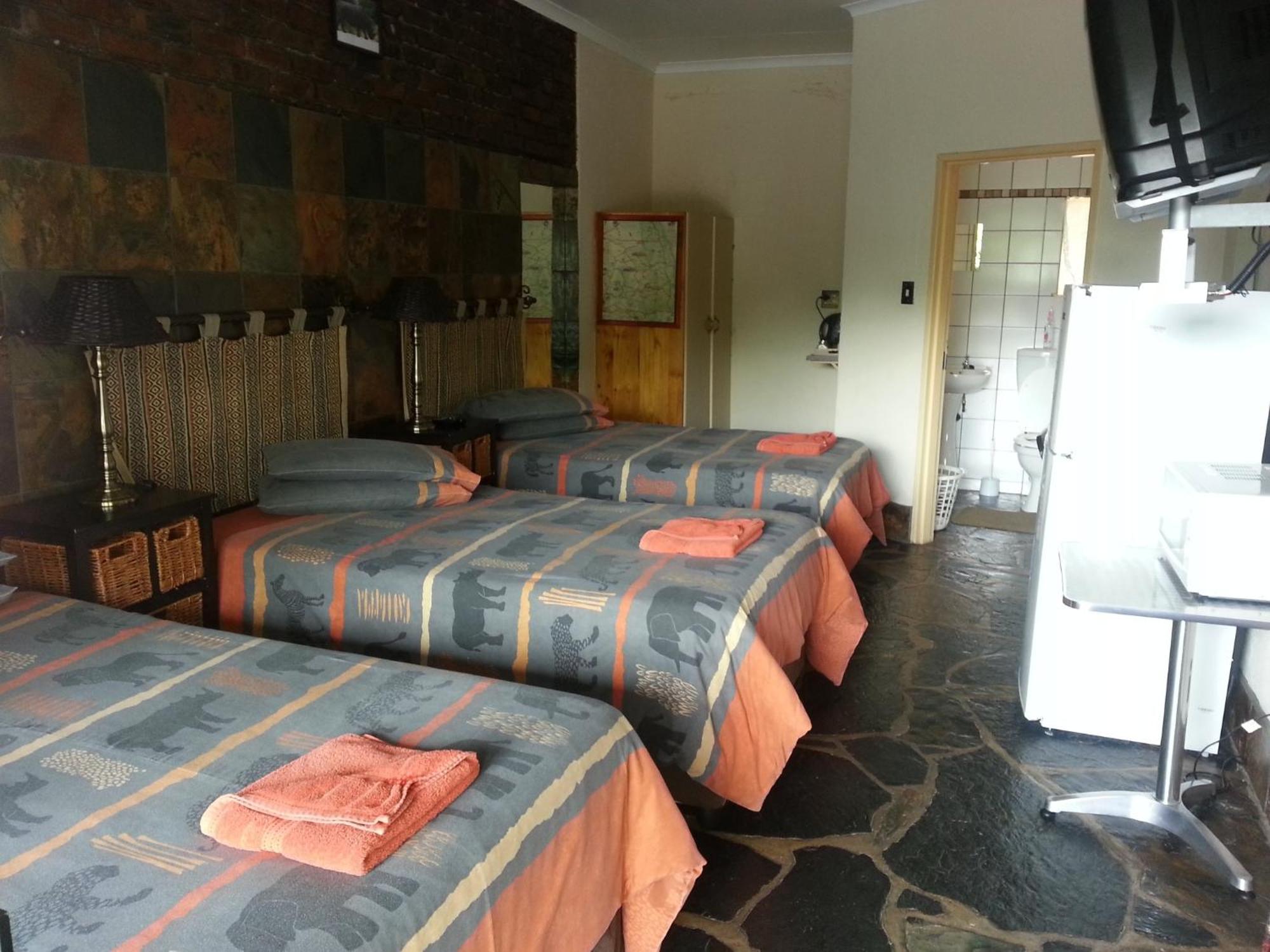 Ingwe Guesthouse ネルスプロイト エクステリア 写真